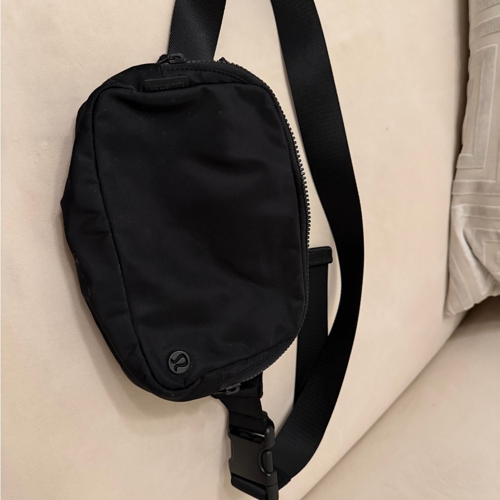 lululemon athletica Black Belt Bag